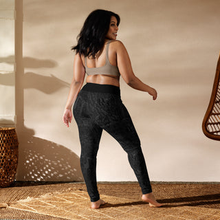 The Tapestry Onyx Yoga Leggings